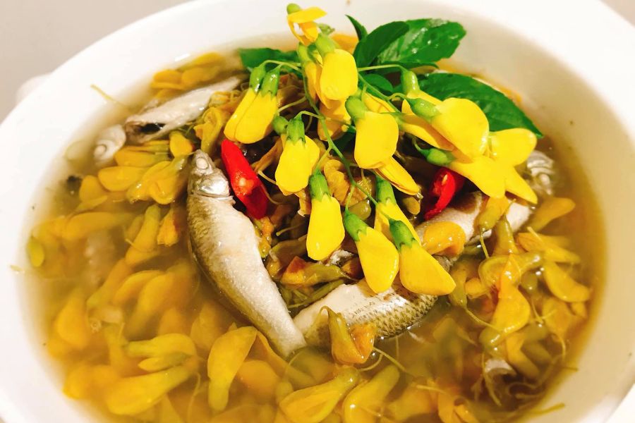 Sour Soup with Linh Fish