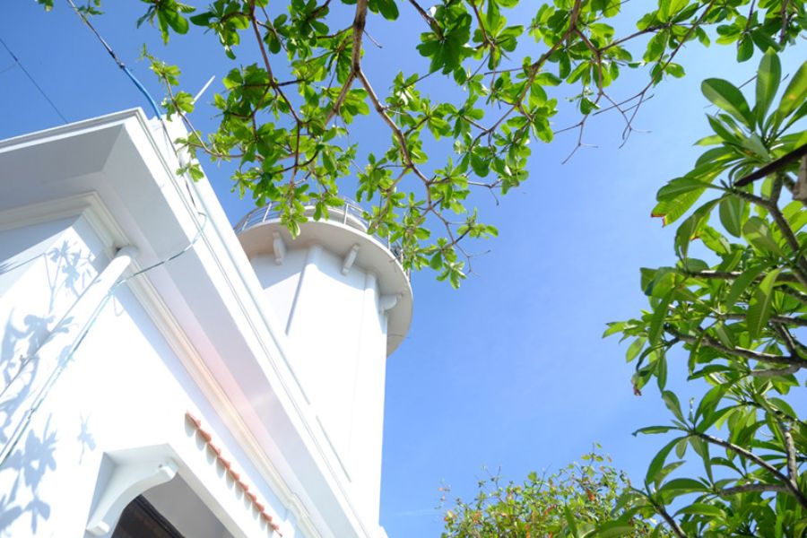 Hon Chut Lighthouse