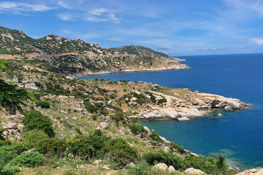 Mui Dinh is famed as one of the best sunrise viewpoints