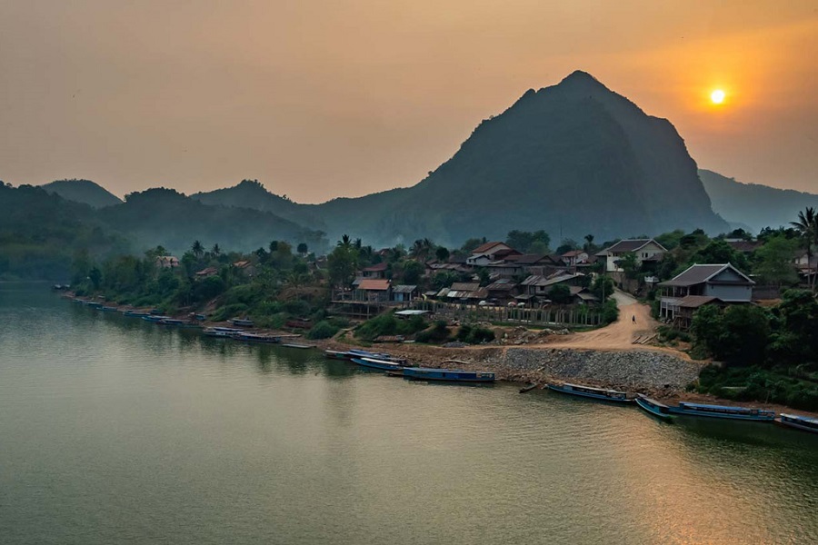 The riverside town, Nong Khiaw