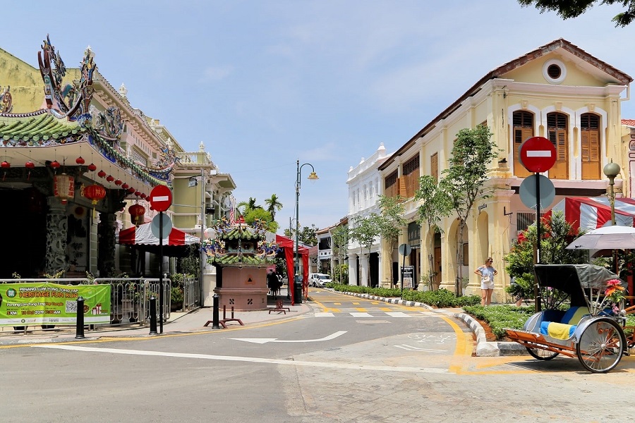 A corner reflects the multi-cultural background in George Town