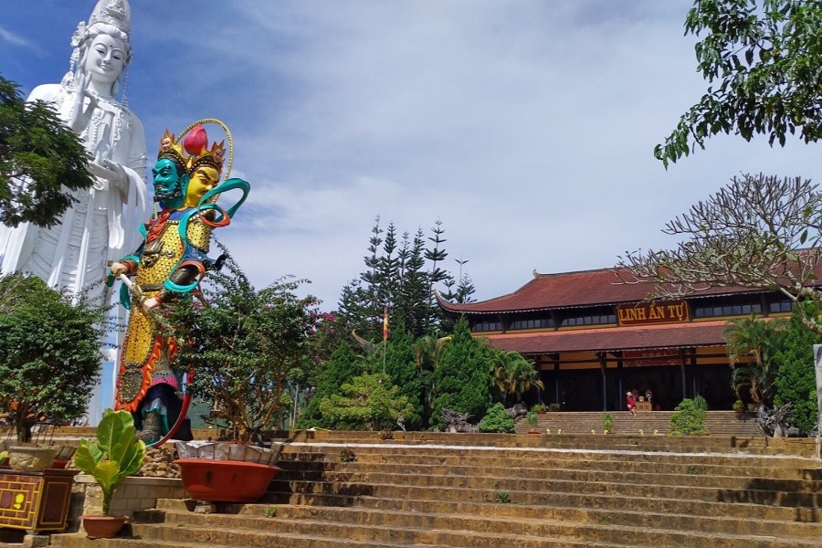 Linh An Pagoda