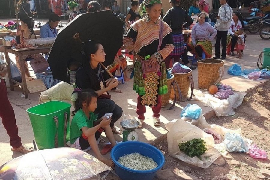 Vegetables for sale at the A Pa Chai Market