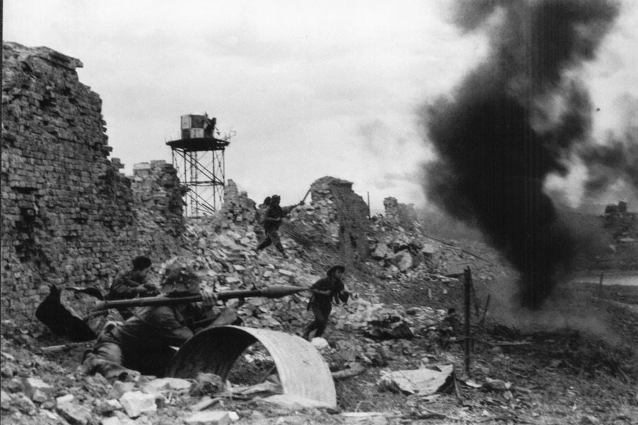 A fierce battle amid the smoke and flames within the citadel