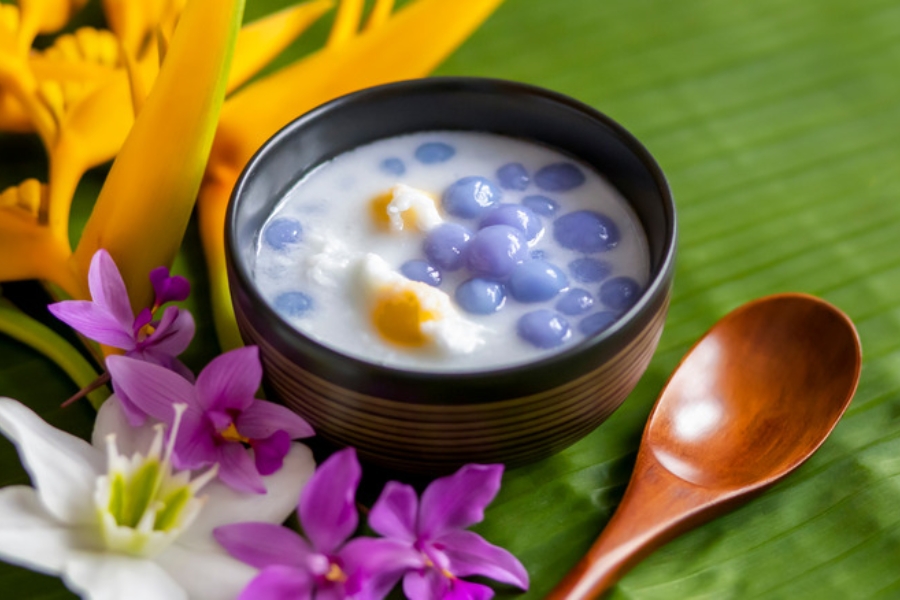 Bua Loy features soft glutinous rice balls served in warm coconut cream