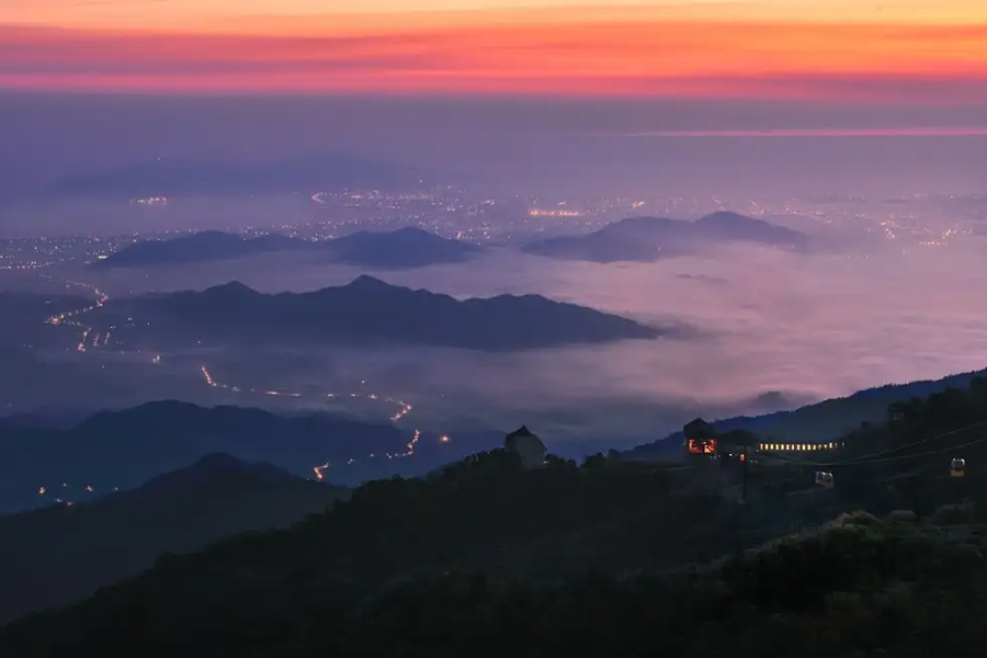 Cloud hunting on Chess Board Peak or Ban Co Peak can be a captivating and serene experience