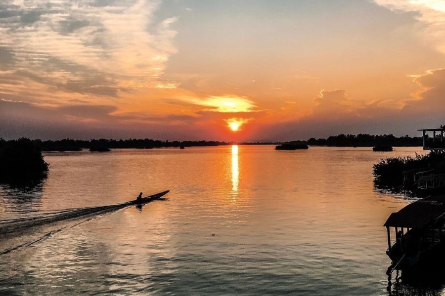The most ideal time to travel to Don Khong Island