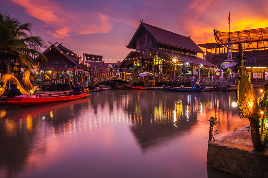 Best time to visit Pattaya Floating Market