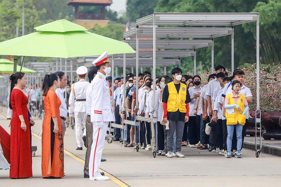 Ho Chi Minh Mausoleum: Regulations for visitors