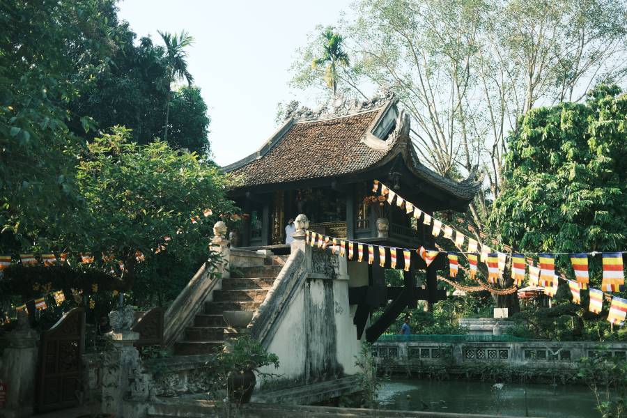 Ho Chi Minh Mausoleum: One Pillar Pagoda