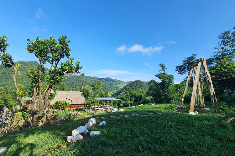 Lung Van Ecolodge