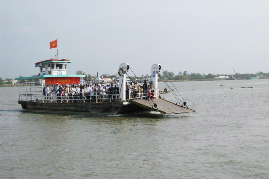 Take a ferry to An Binh Island. Source: Nucuoimekong