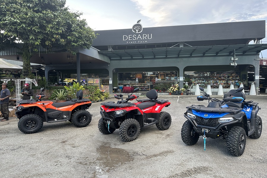 You can hop on an ATV for a ride across Desaru Fruit Farm