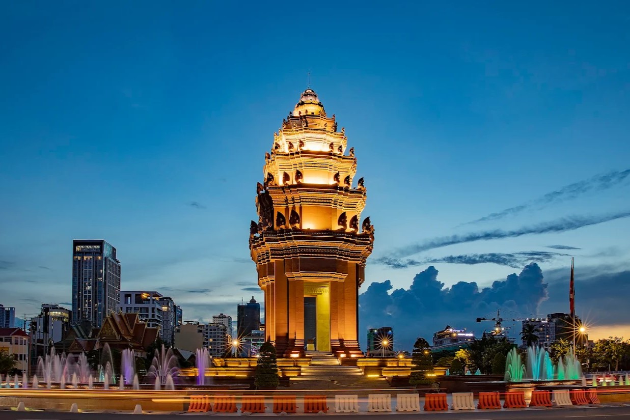 Independence Monument (A Guide to Cambodia Independence Day 2025)