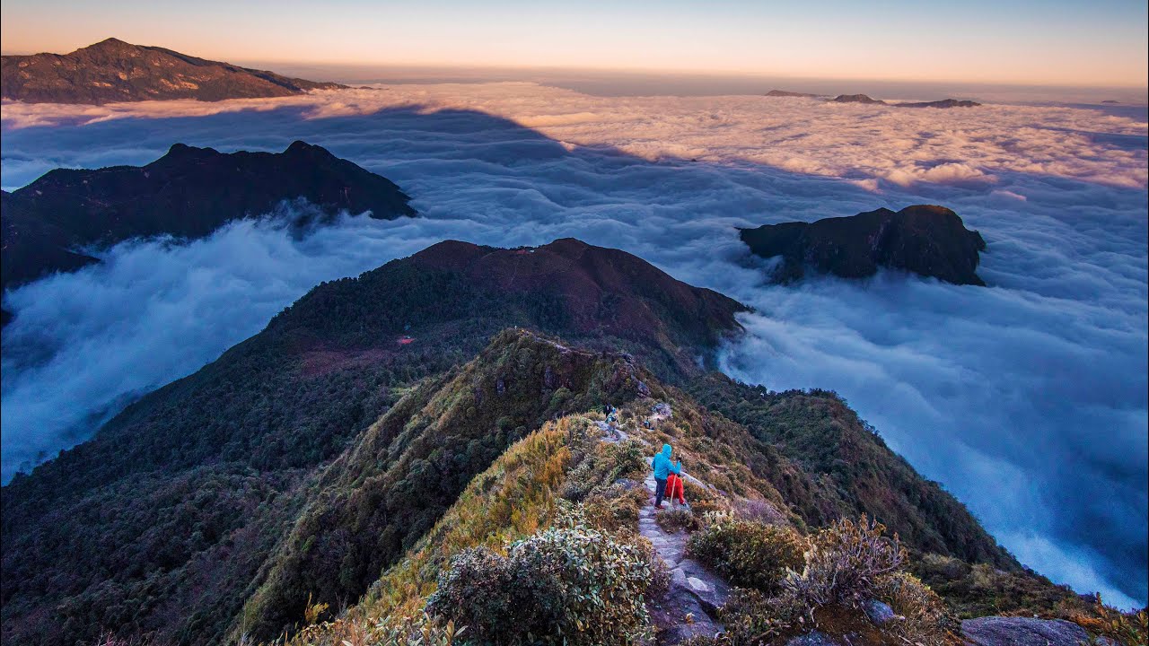 Bach Moc Luong Tu peak