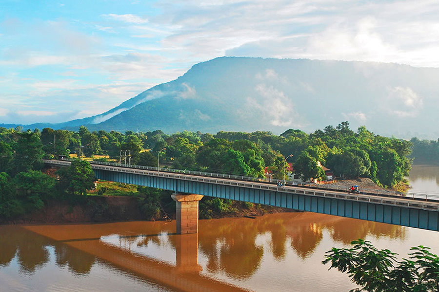 Offering scenic views of the river and the surrounding landscape, the Pakse Bridge is not only a functional structure but also a picturesque spot appreciated by locals and visitors alike