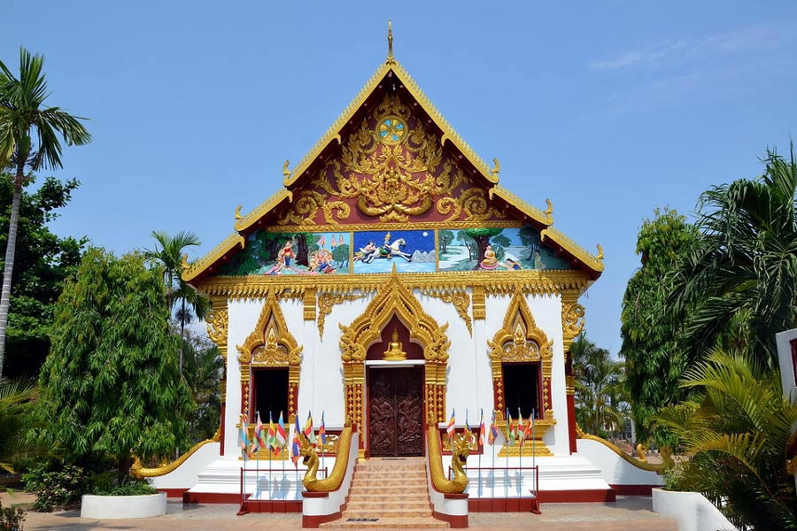 Wat Luang is one of Pakse's most beautiful temples - this colorful temple complex has a school that teaches Buddhist courses for monks