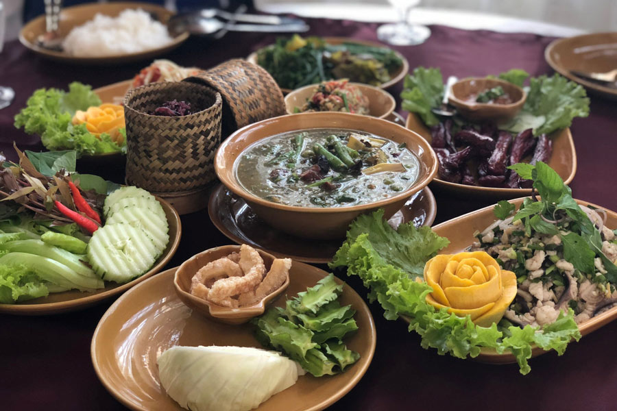 Culinary Delights on a 5-Day Combined Tour of Vietnam - Laos - Thailand