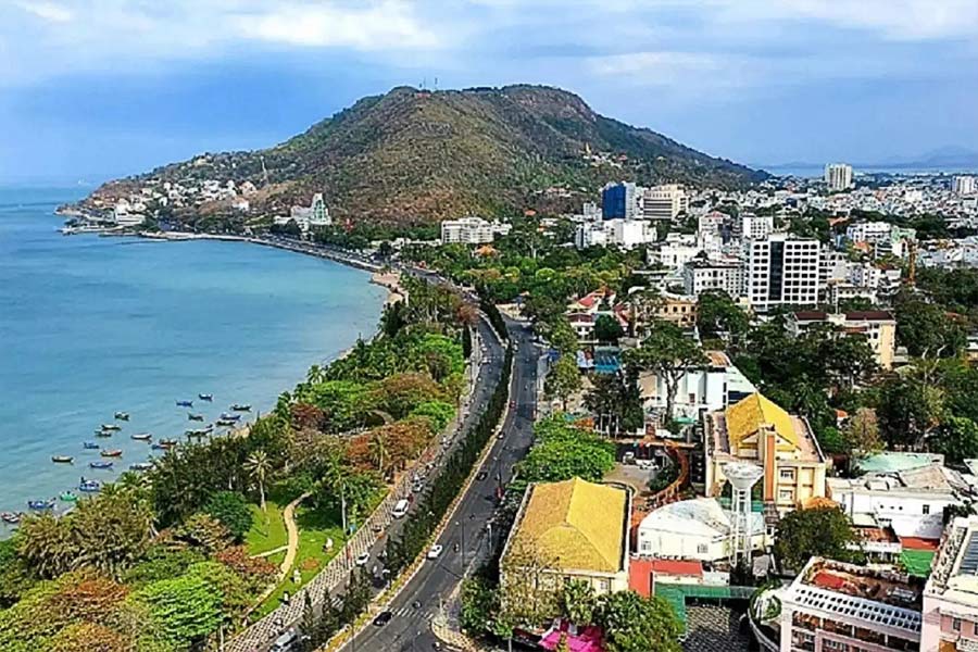 Long Hai Town with the beach