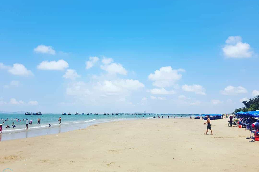 Swimming at Long Hai Beach