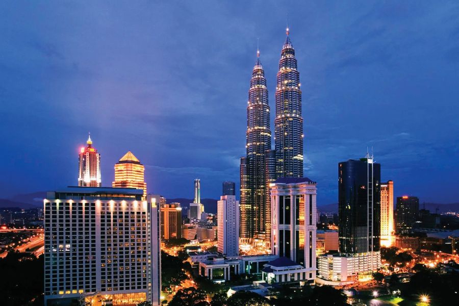Famous Petronas Tower in Malaysia 