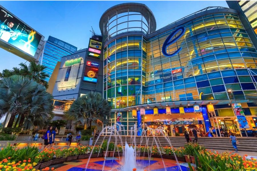 The curve shopping mall in Petaling Jaya 