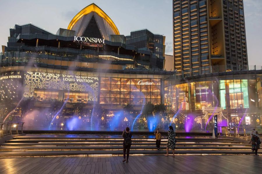 Outside of Iconsiam