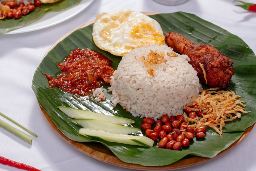 Kuala Lumpur food streets Nasi Lemak an iconic Malaysian dish