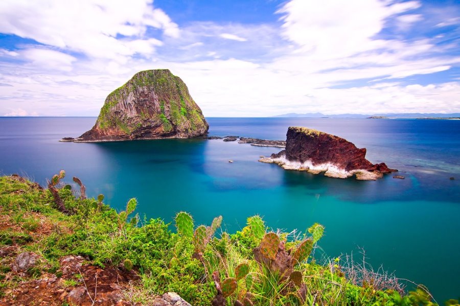 The wild and majestic beauty of Hon Yen Phu Yen (Source: Vietnamtourism)