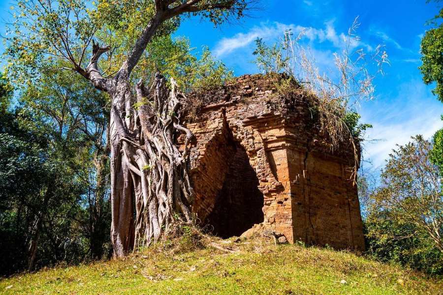 The best time to visit Prasat Sambor Prei Kuk is during the dry season