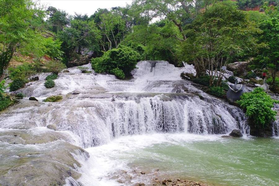 Mo Waterfall in Quang Ninh (Source: Trips)