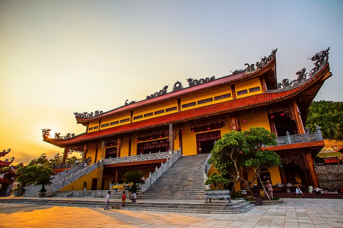 Ba Vang Pagoda