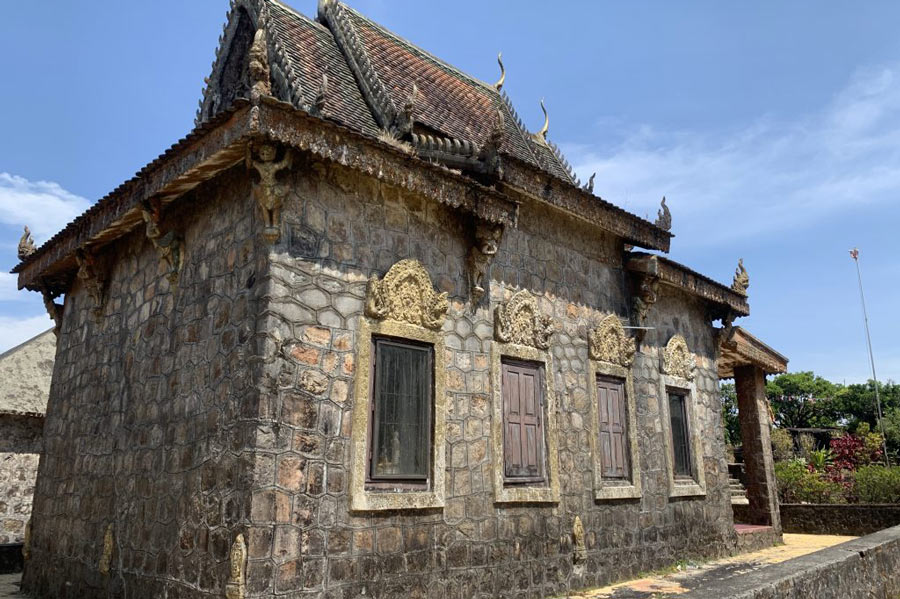 Best time to visit Bokor Palace