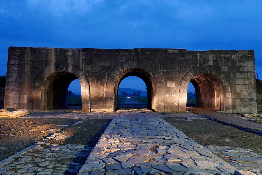 Ho Citadel Travel Guide: History