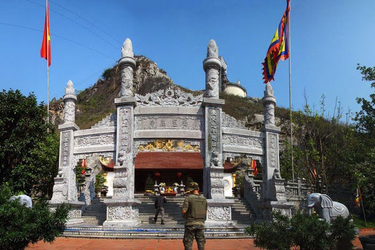 Trang Kenh Temple