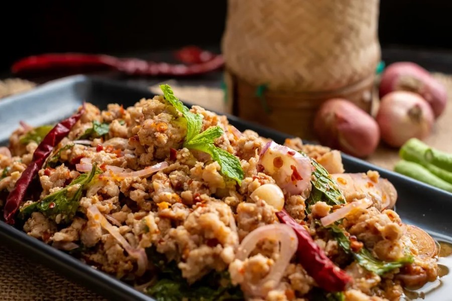 From local dishes to Western cuisine, there is a variety of dishes to please every palate