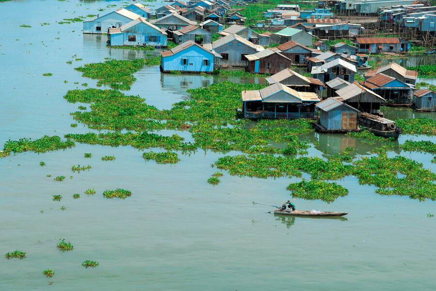 People in the Mekong Delta practically live on water during in the rainy season. Source: Viettravel