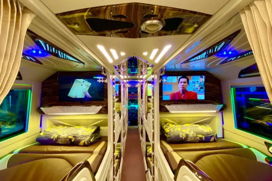 Travel from Hanoi to Ha Giang by&nbsp;Sleeper Bus