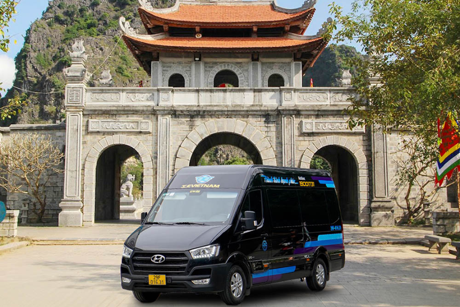 Travel from Hanoi to Ninh Binh by Limousine