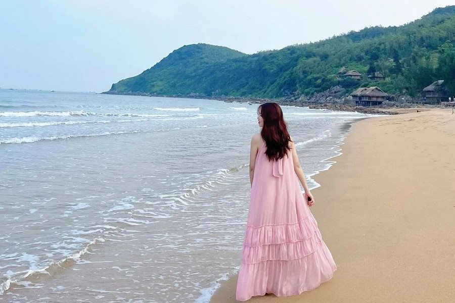 From May to July is the best time to visit Bai Dong Nghi Son