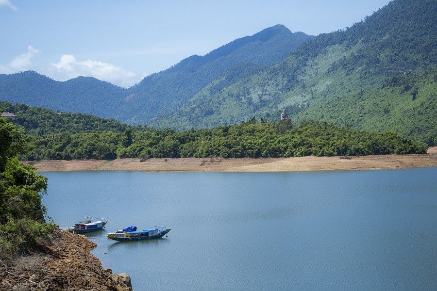Truoi Lake is poetic and serene 