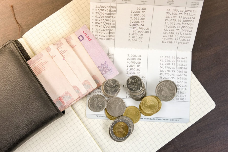 How much does it cost to travel to Thailand?