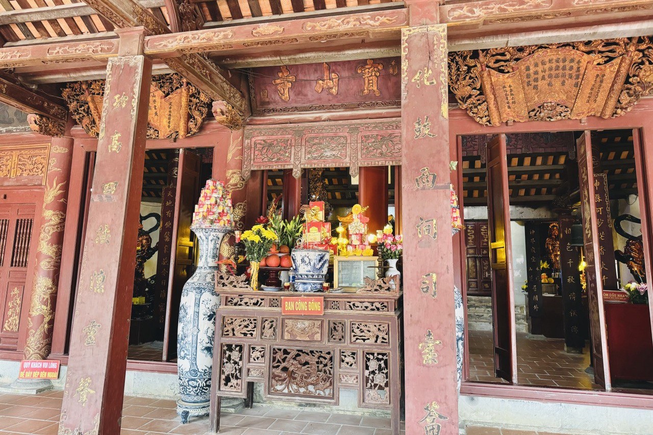 This is the worship space of the pagoda. Source: Bao Lao Dong