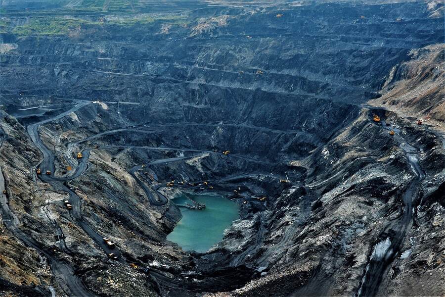 Coal mining at the giant Coc 6 open-pit mine. Photo: Vu The Hung