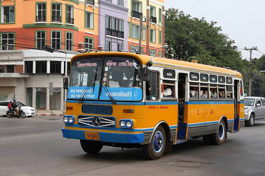 Transportation in Udon Thani during the 5-day tour