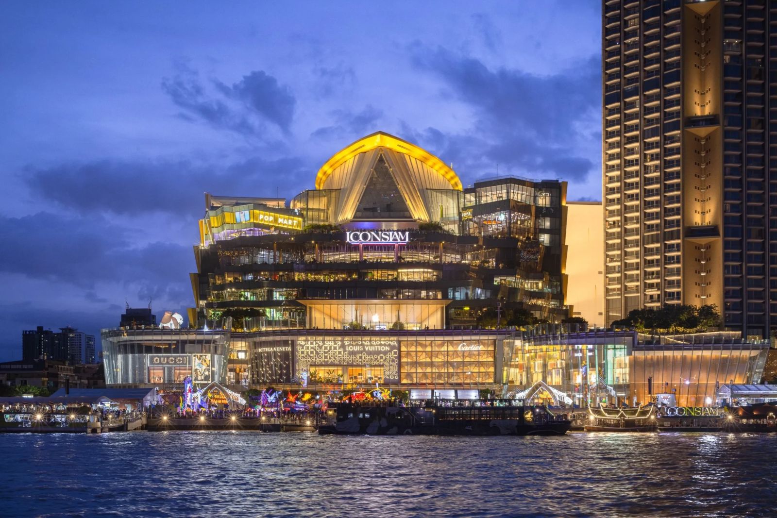 iconsiam in bangkok