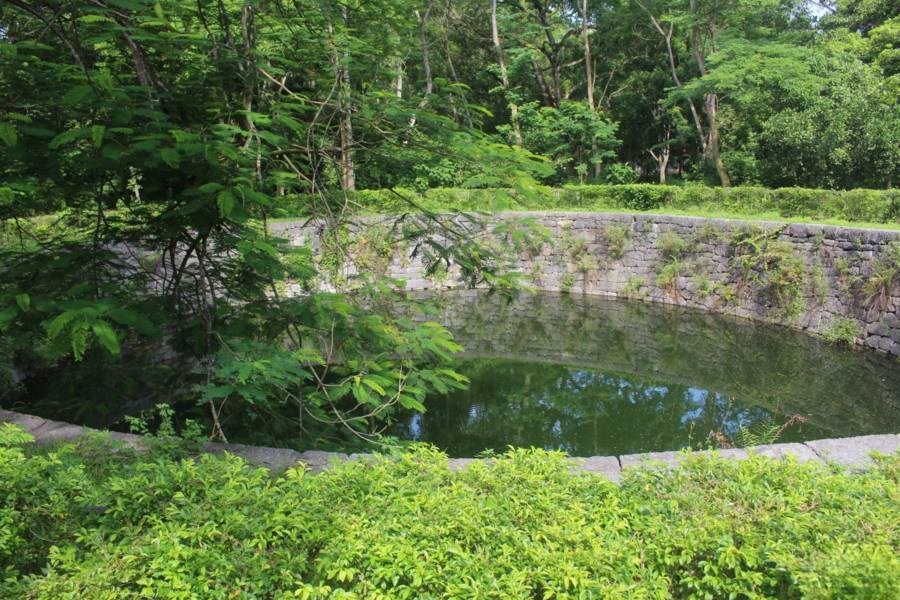 The water in the well is as clear as precious jade