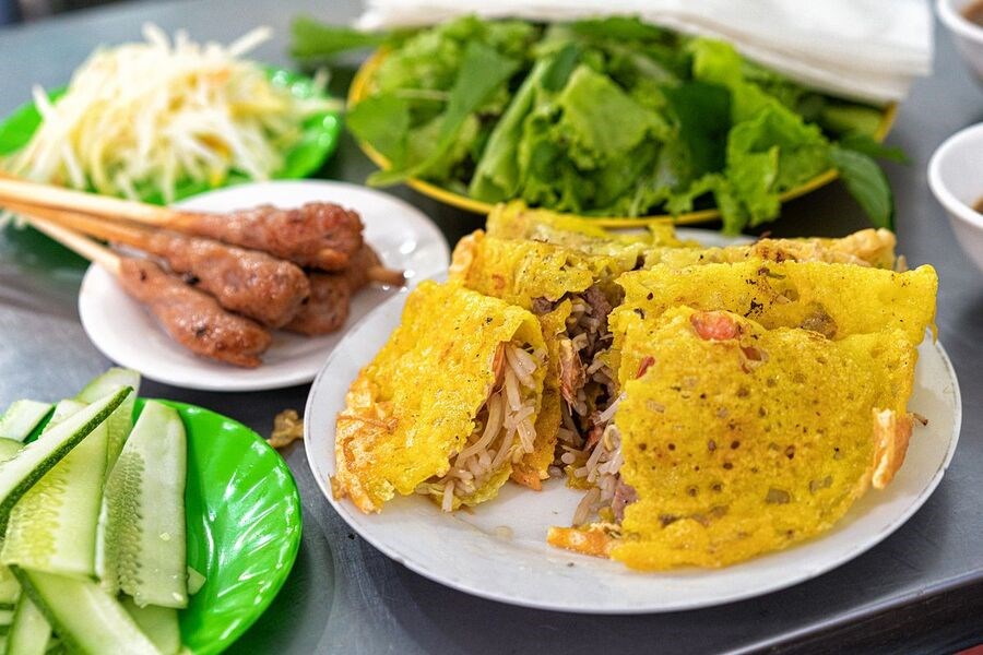 People in Central Vietnam make banh xeo with more ingredients than anywhere else