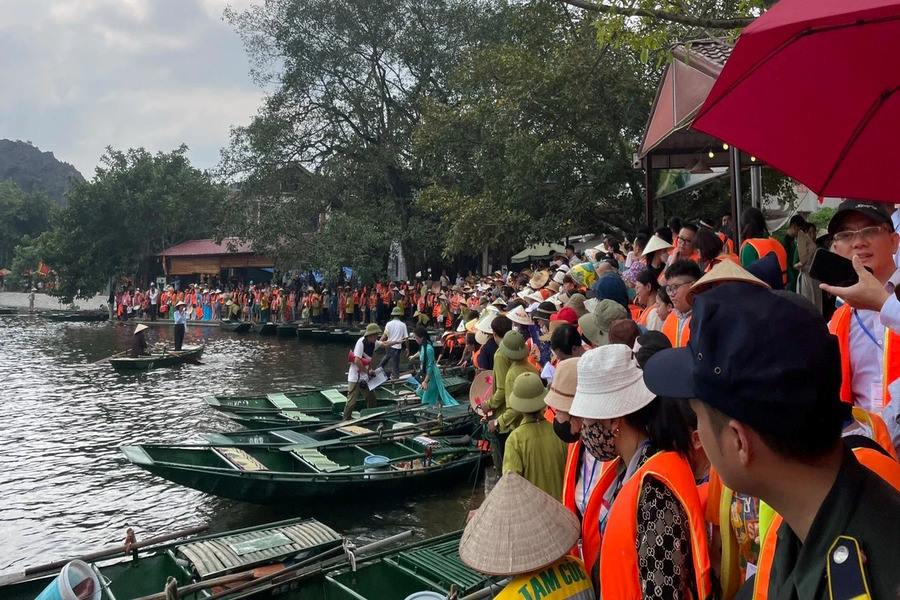 Although crowded, organizers managed to keep it orderly. Source: TTXVN