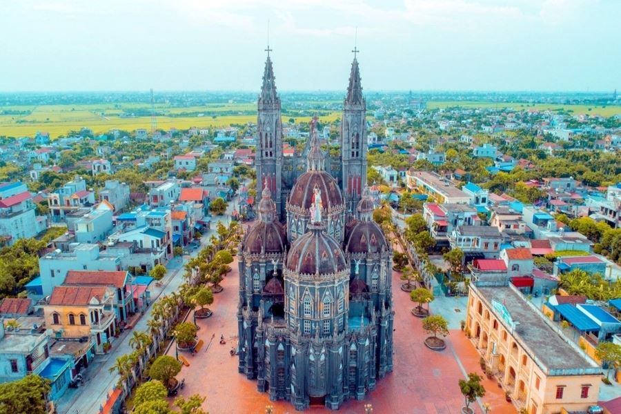 Panoramic view of Hung Nghia Church (view from behind)